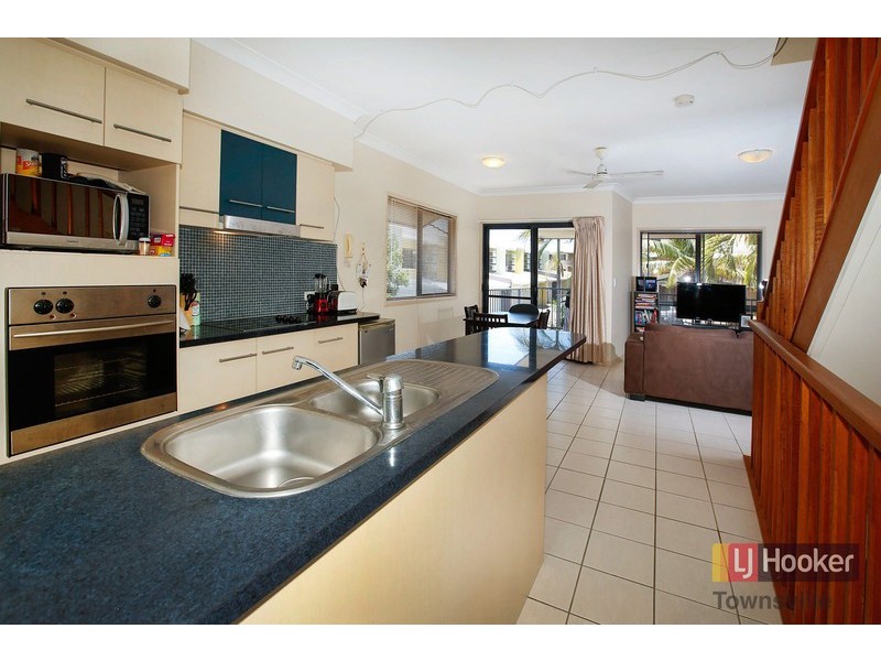 13/269 Riverside Boulevard, Douglas QLD 4814