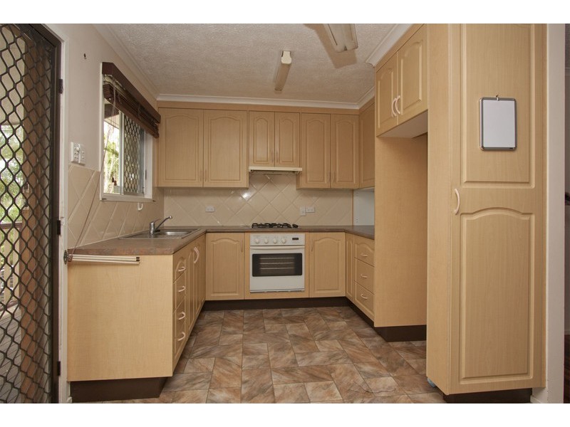 92 Banfield Drive, Mount Louisa QLD 4814