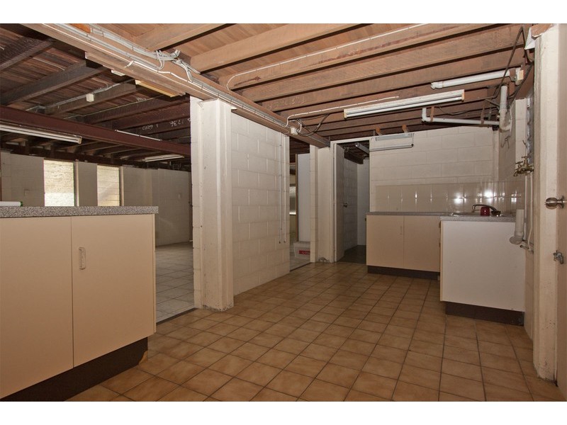 92 Banfield Drive, Mount Louisa QLD 4814