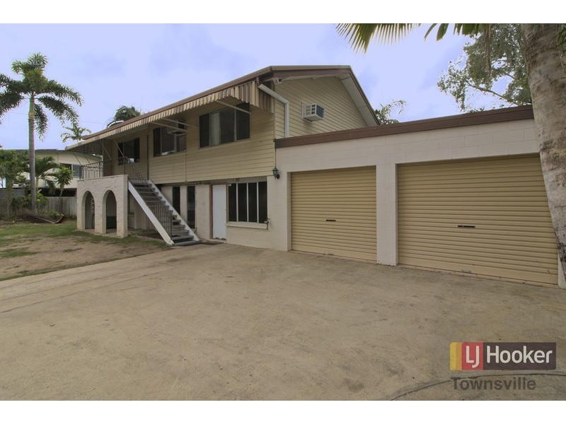 92 Banfield Drive, Mount Louisa QLD 4814