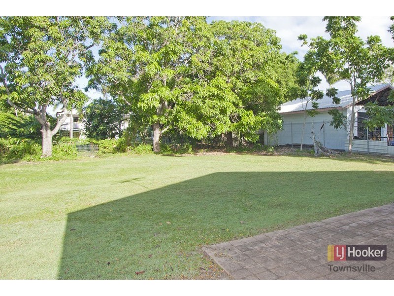 2/23 Caroline Street, Aitkenvale QLD 4814