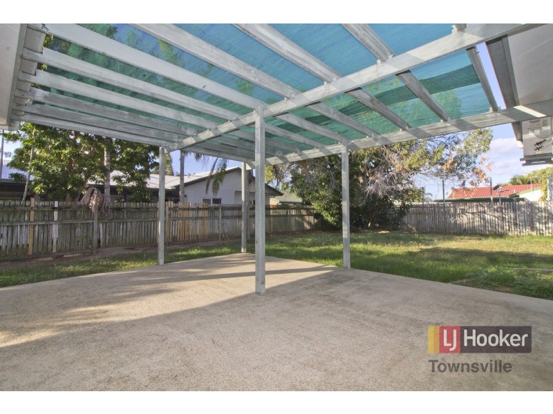 4 Gracedale Street, Mount Louisa QLD 4814