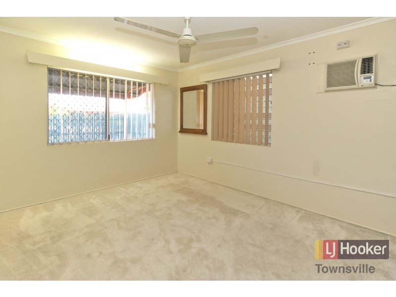 17 Tamarind Street, Kirwan QLD 4817