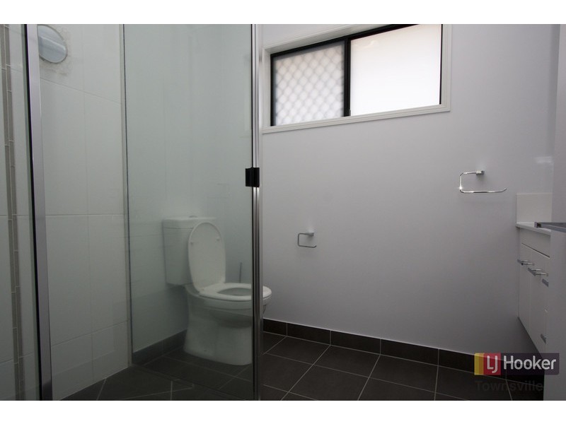 19 Rushtons Way, Mount Louisa QLD 4814