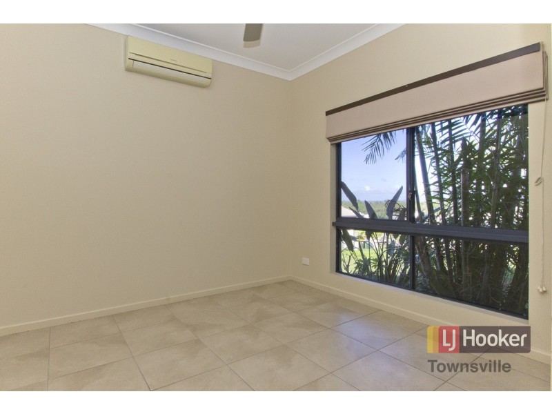 75 Shutehaven Circuit, Bushland Beach QLD 4818