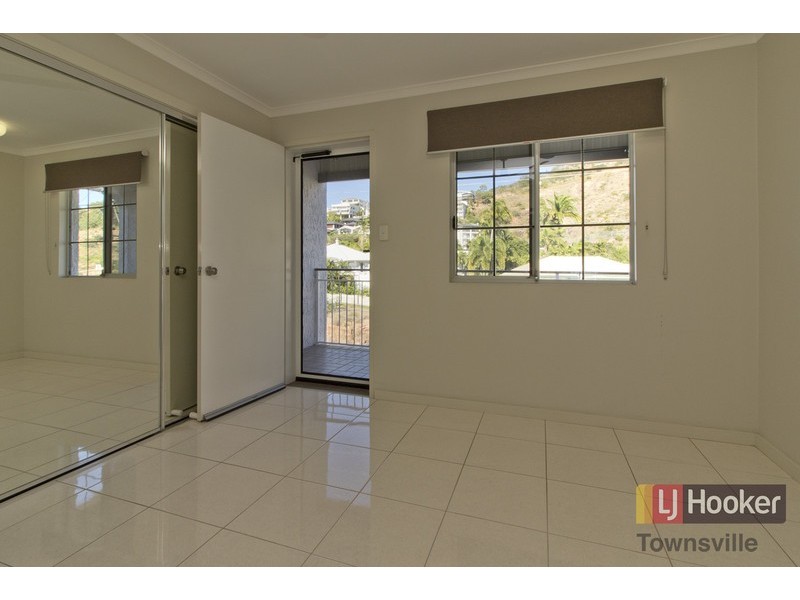 1/29 Victoria Street, North Ward QLD 4810