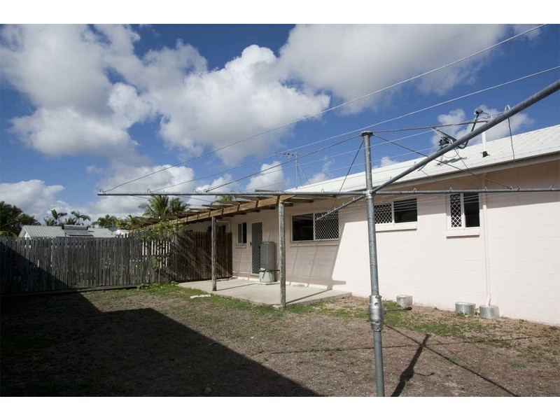 1/6 Beau Park Drive, Burdell QLD 4818