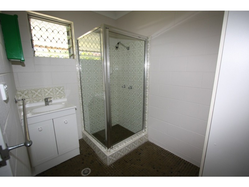1/8 Neil Street, Kirwan QLD 4817