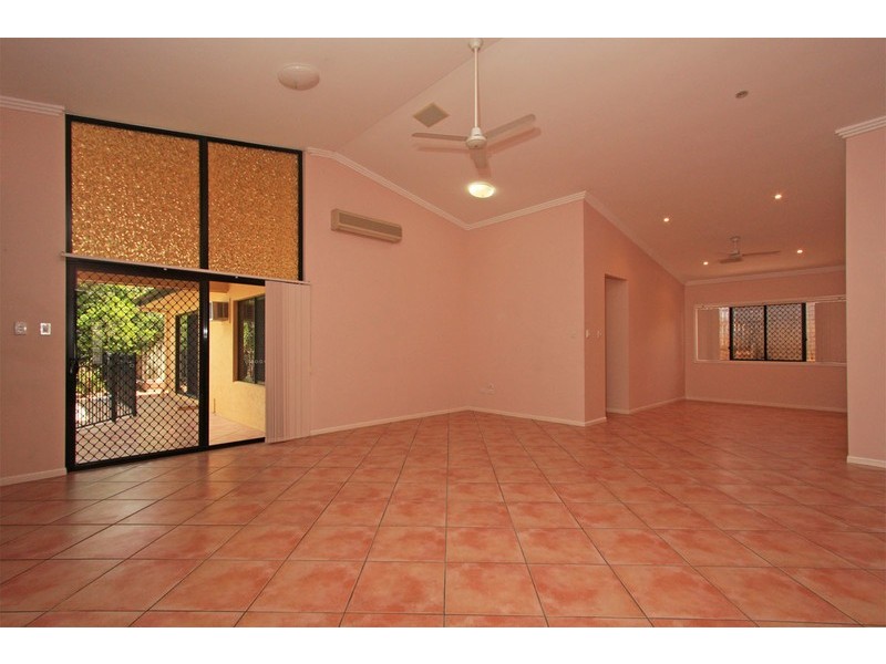 2 Kwila Crescent, Douglas QLD 4814