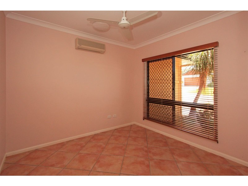 2 Kwila Crescent, Douglas QLD 4814