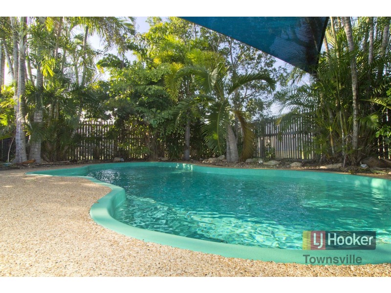 12 Gernika Court, Bushland Beach QLD 4818