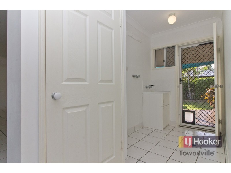 12 Gernika Court, Bushland Beach QLD 4818