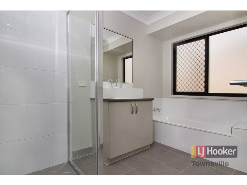 7 Moondani Close, Douglas QLD 4814