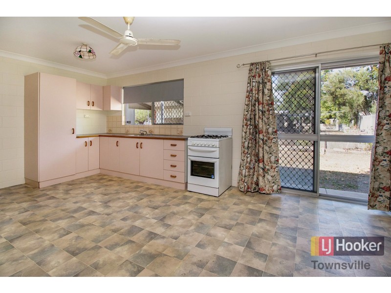 149 Miles Avenue, Kelso QLD 4815