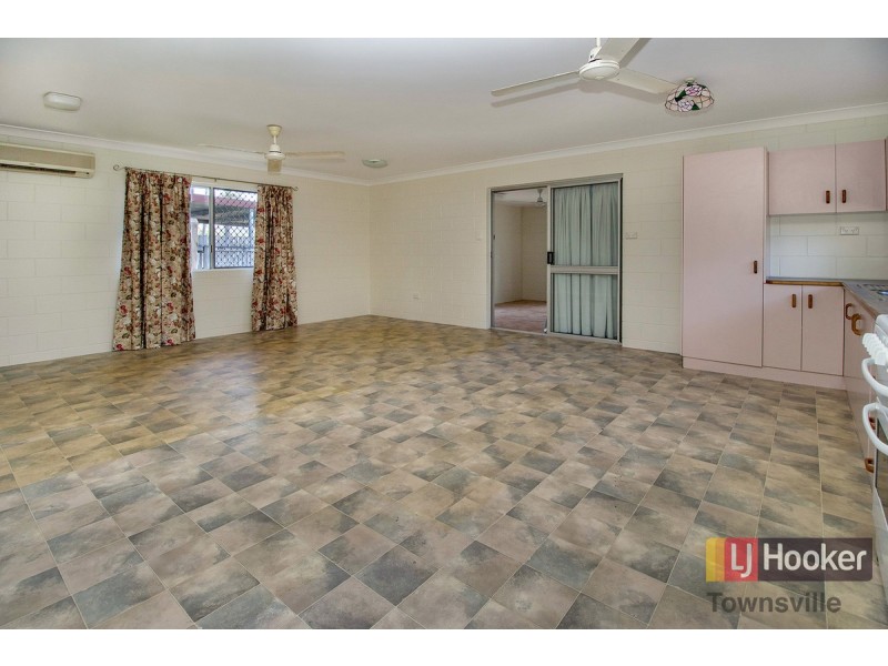 149 Miles Avenue, Kelso QLD 4815