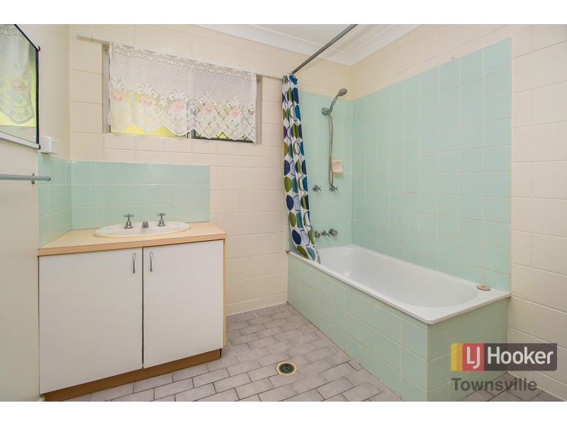 149 Miles Avenue, Kelso QLD 4815