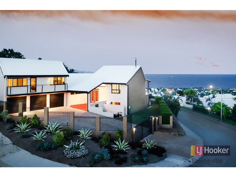 1/21 Balmoral Drive, Castle Hill QLD 4810