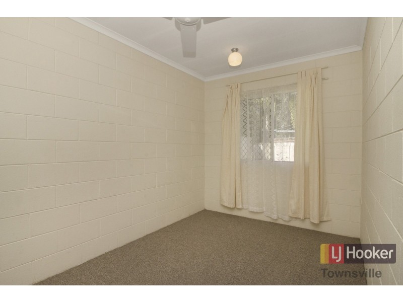 1/9 Hall Street, Kirwan QLD 4817