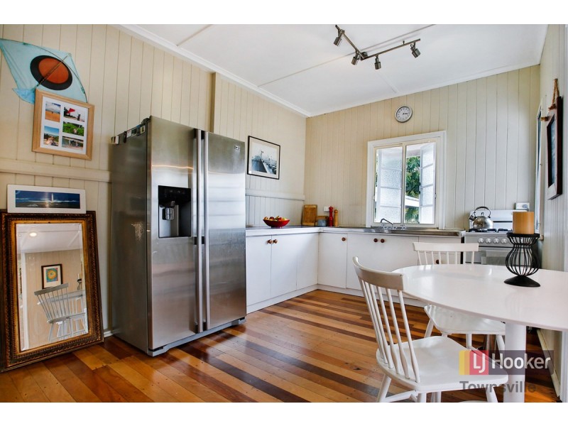 2 Minehane Street, Cluden QLD 4811