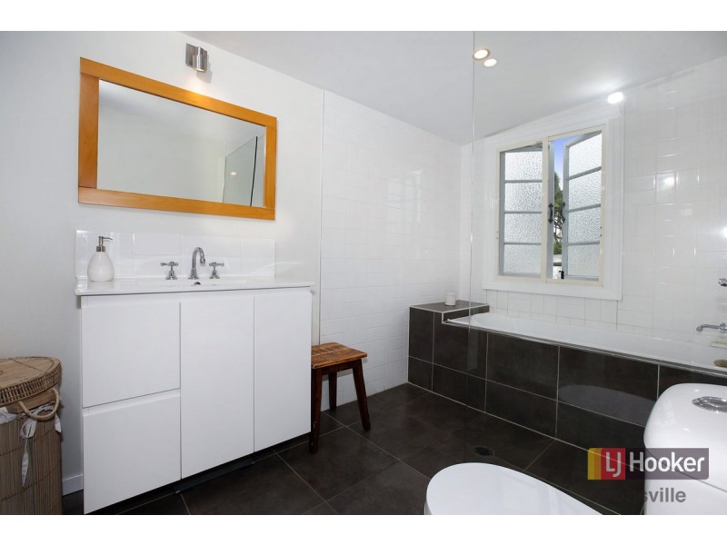 2 Minehane Street, Cluden QLD 4811