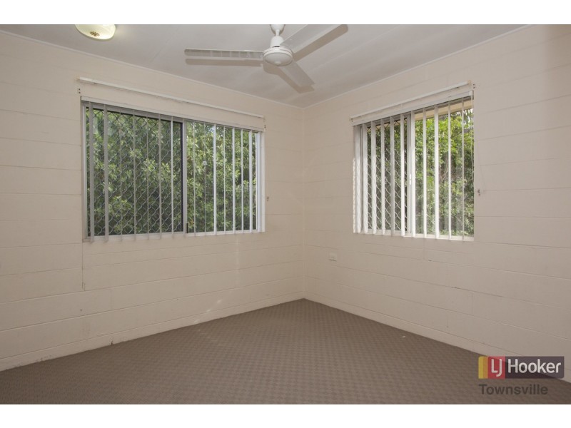 2/6 Bambil Court, Mount Louisa QLD 4814