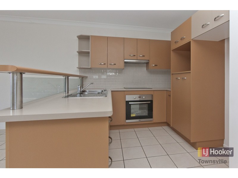 2/2 Freshwater Drive, Douglas QLD 4814