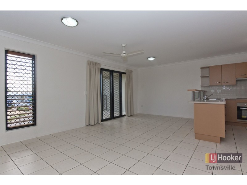 2/2 Freshwater Drive, Douglas QLD 4814