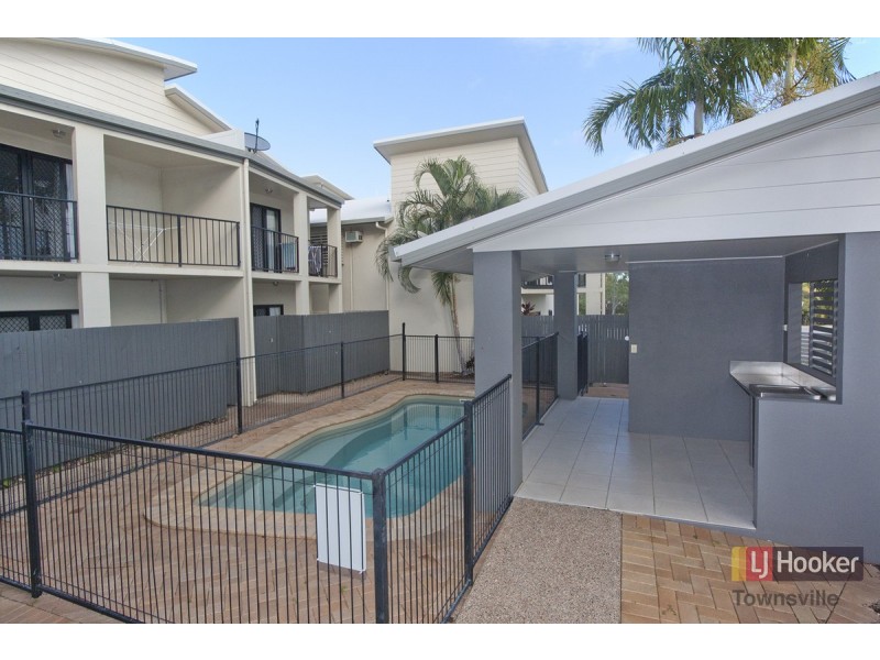 2/2 Freshwater Drive, Douglas QLD 4814
