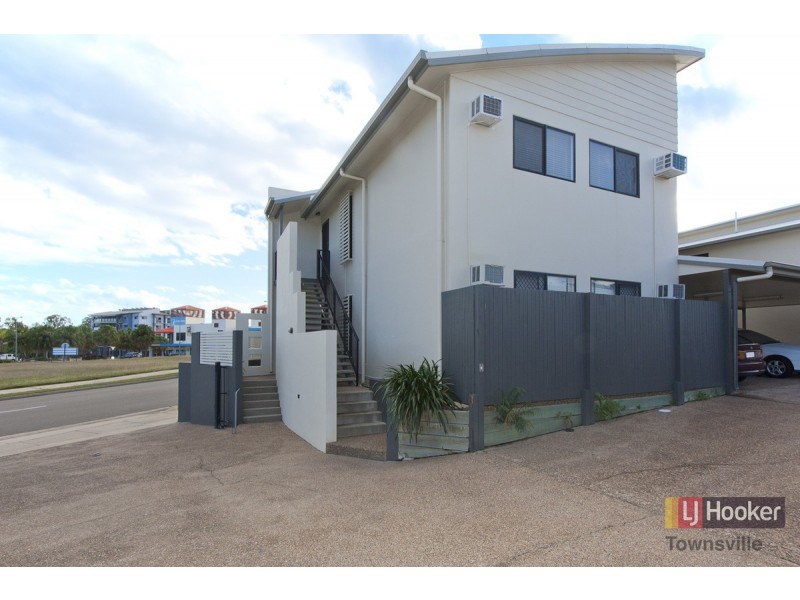 2/2 Freshwater Drive, Douglas QLD 4814