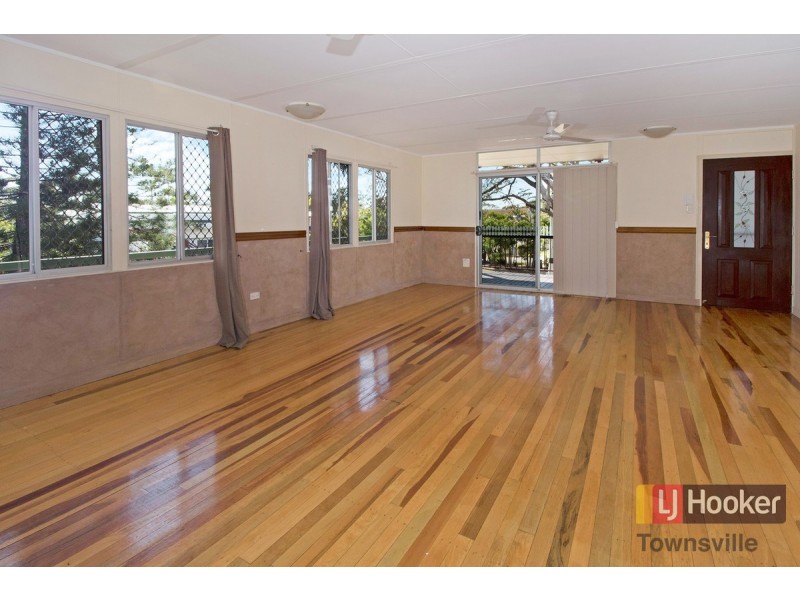 31 Etheridge Street, Mount Louisa QLD 4814