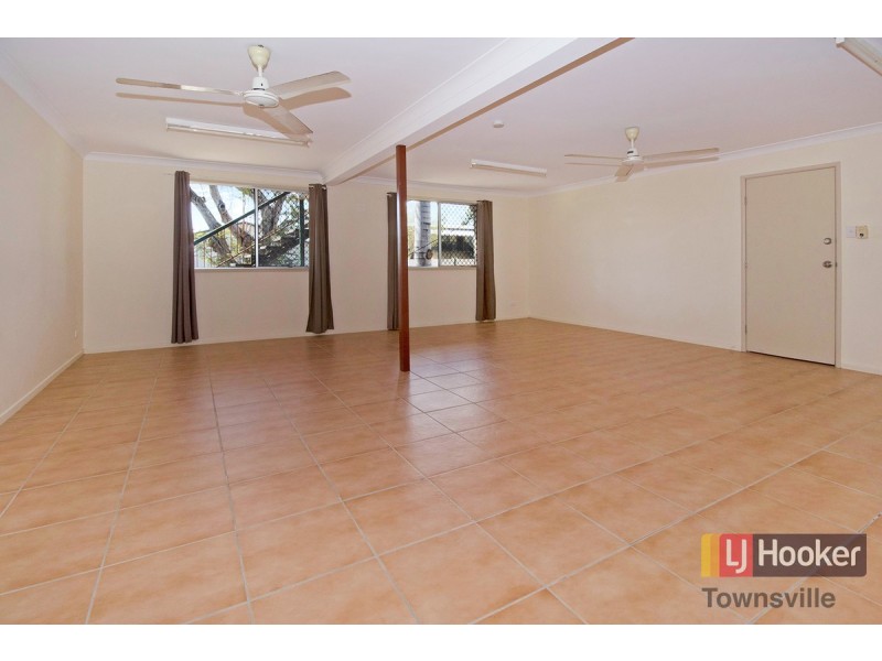 31 Etheridge Street, Mount Louisa QLD 4814