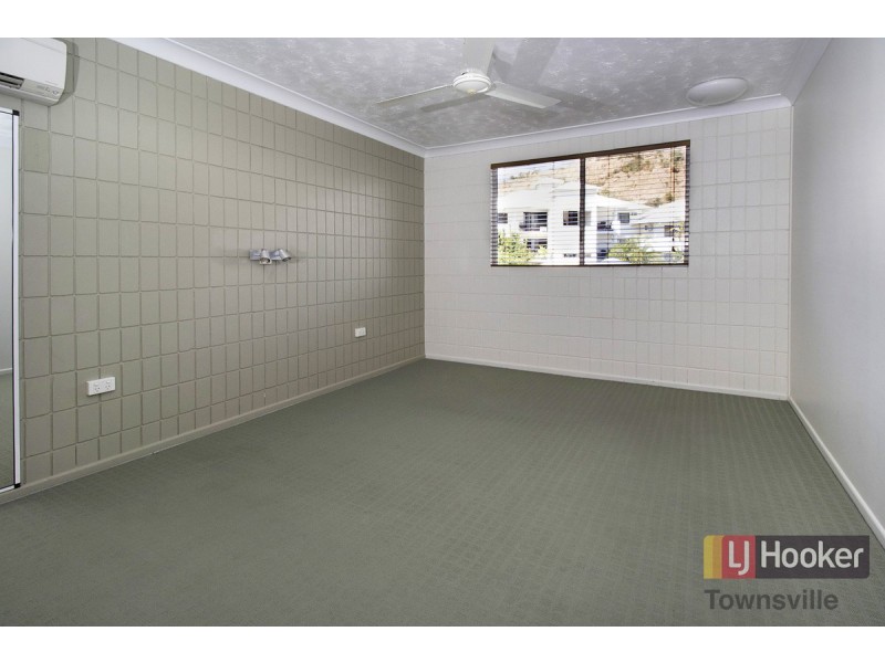 104/15-19 Gregory Street, North Ward QLD 4810