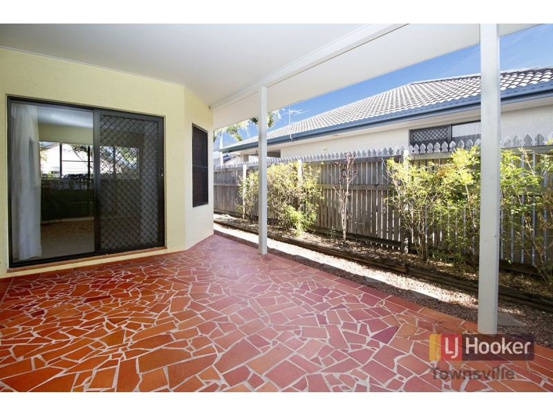 4 New England Court, Douglas QLD 4814