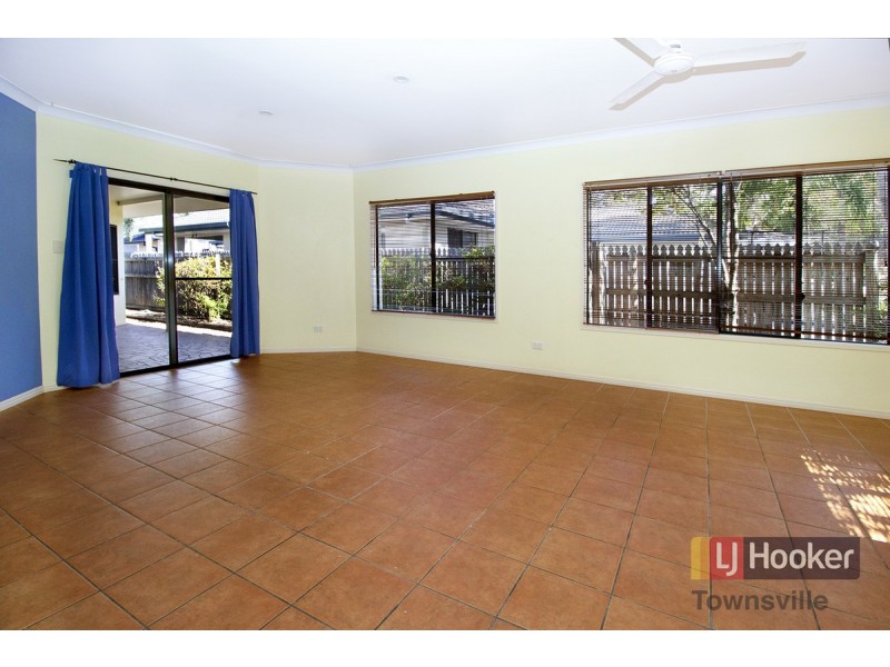 4 New England Court, Douglas QLD 4814