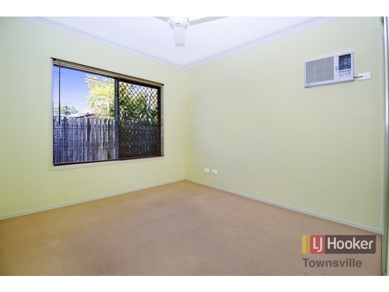 4 New England Court, Douglas QLD 4814