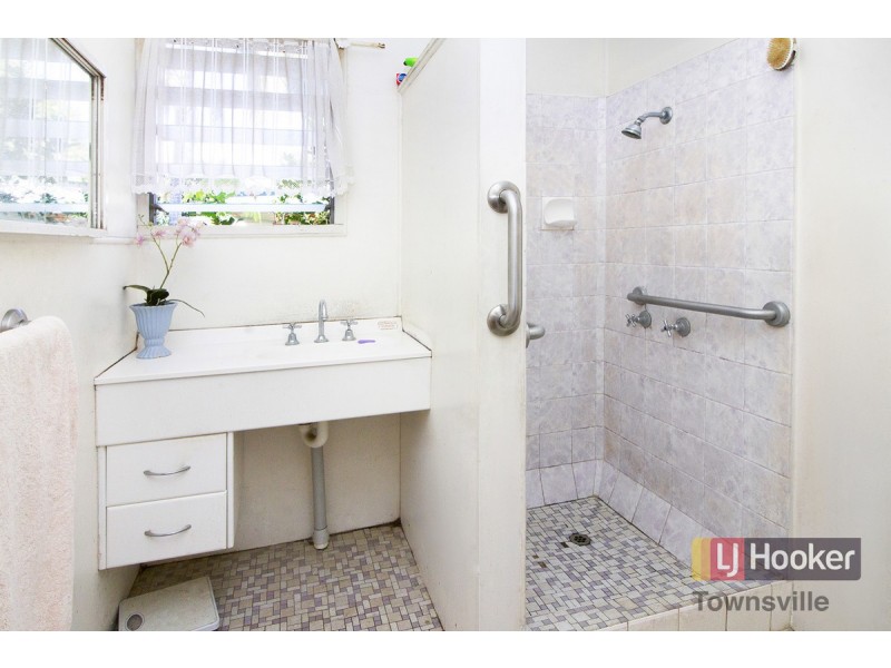1 & 2/46 Wellington Street, Mundingburra QLD 4812