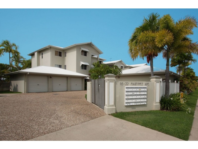 7/16-22 Martinez Avenue, West End QLD 4810