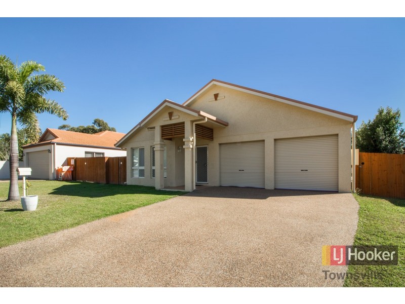 25 Crestbrook Drive, Mount Louisa QLD 4814