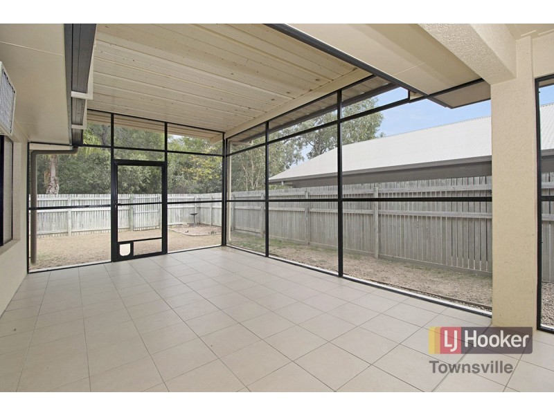 58 Daintree Drive, Bushland Beach QLD 4818