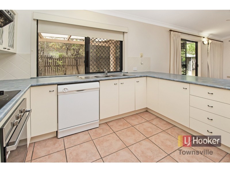 4 Yale Close, Douglas QLD 4814