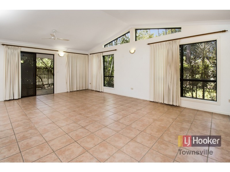 4 Yale Close, Douglas QLD 4814