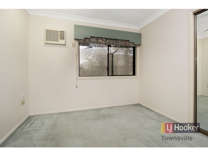 4 Yale Close, Douglas QLD 4814