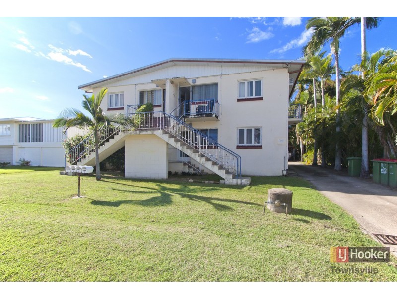 3/15 Carr Street, Hermit Park QLD 4812