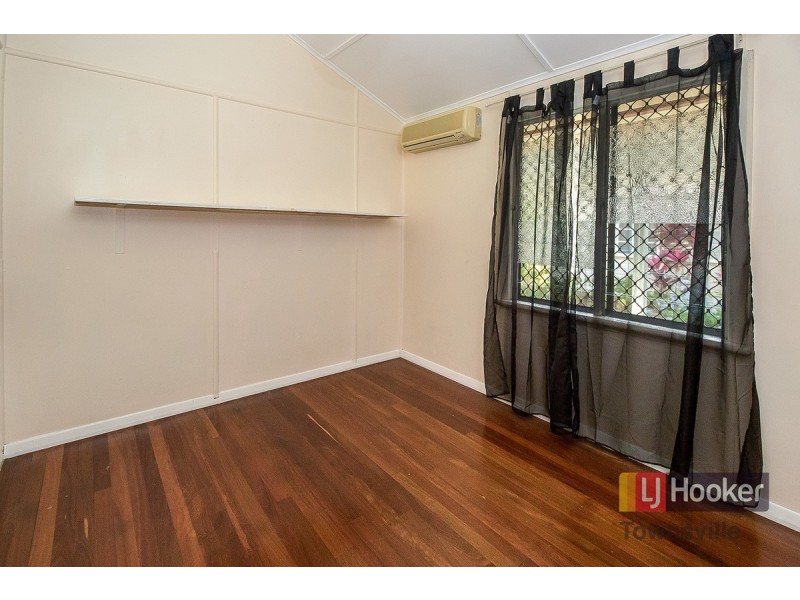 5 Hopkins Street, Currajong QLD 4812