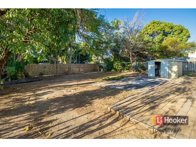 5 Hopkins Street, Currajong QLD 4812