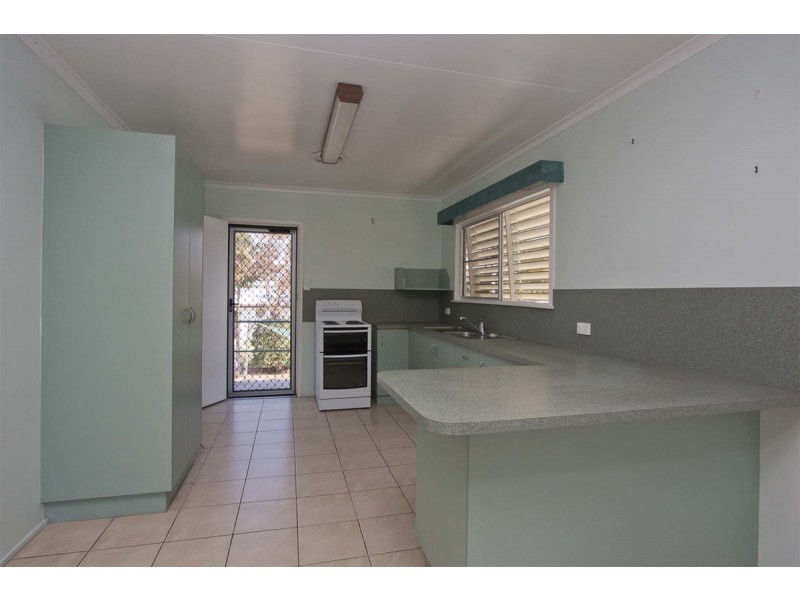 20 Ives Street, Kirwan QLD 4817