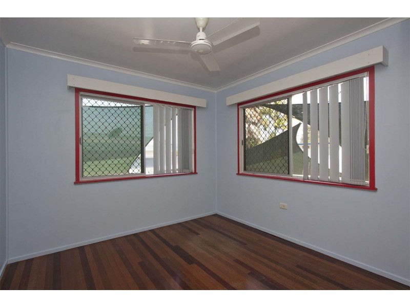 20 Ives Street, Kirwan QLD 4817