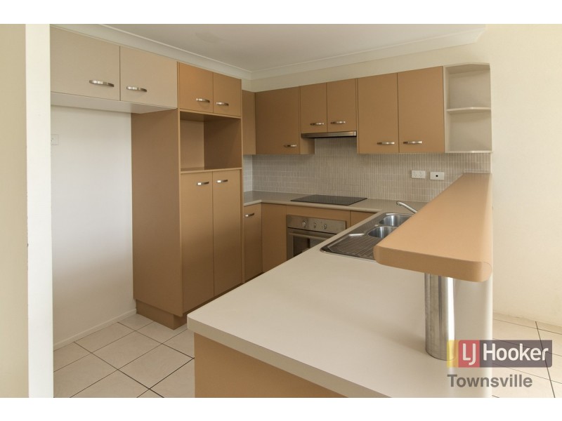 11/2 Freshwater Drive, Douglas QLD 4814