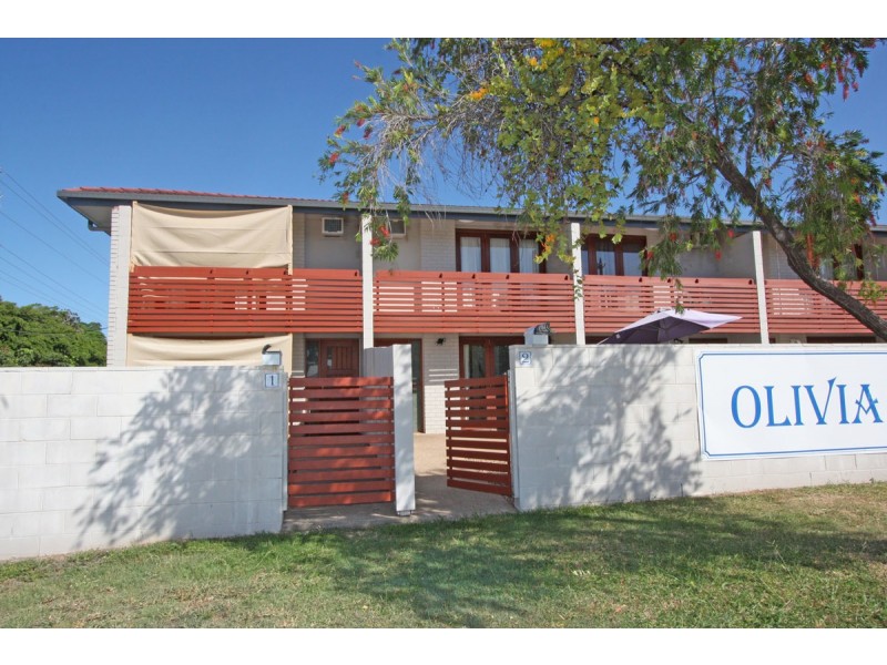 2/17 Kennedy Street, North Ward QLD 4810