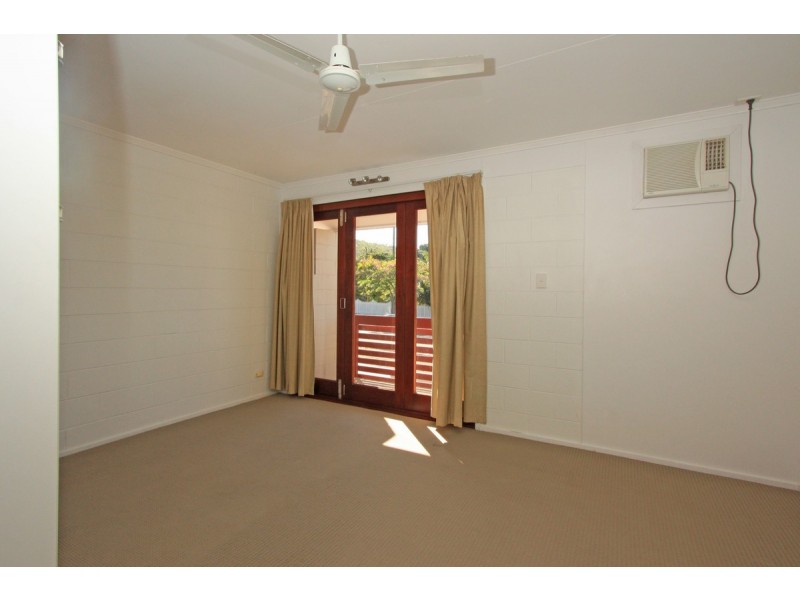 2/17 Kennedy Street, North Ward QLD 4810